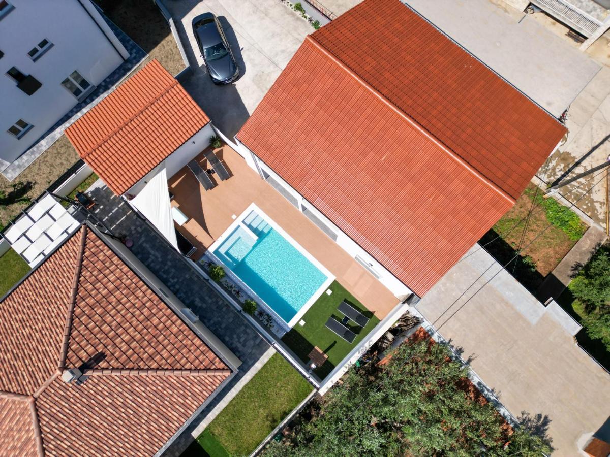 Bernie Apartments With A Pool Zadar Exteriör bild